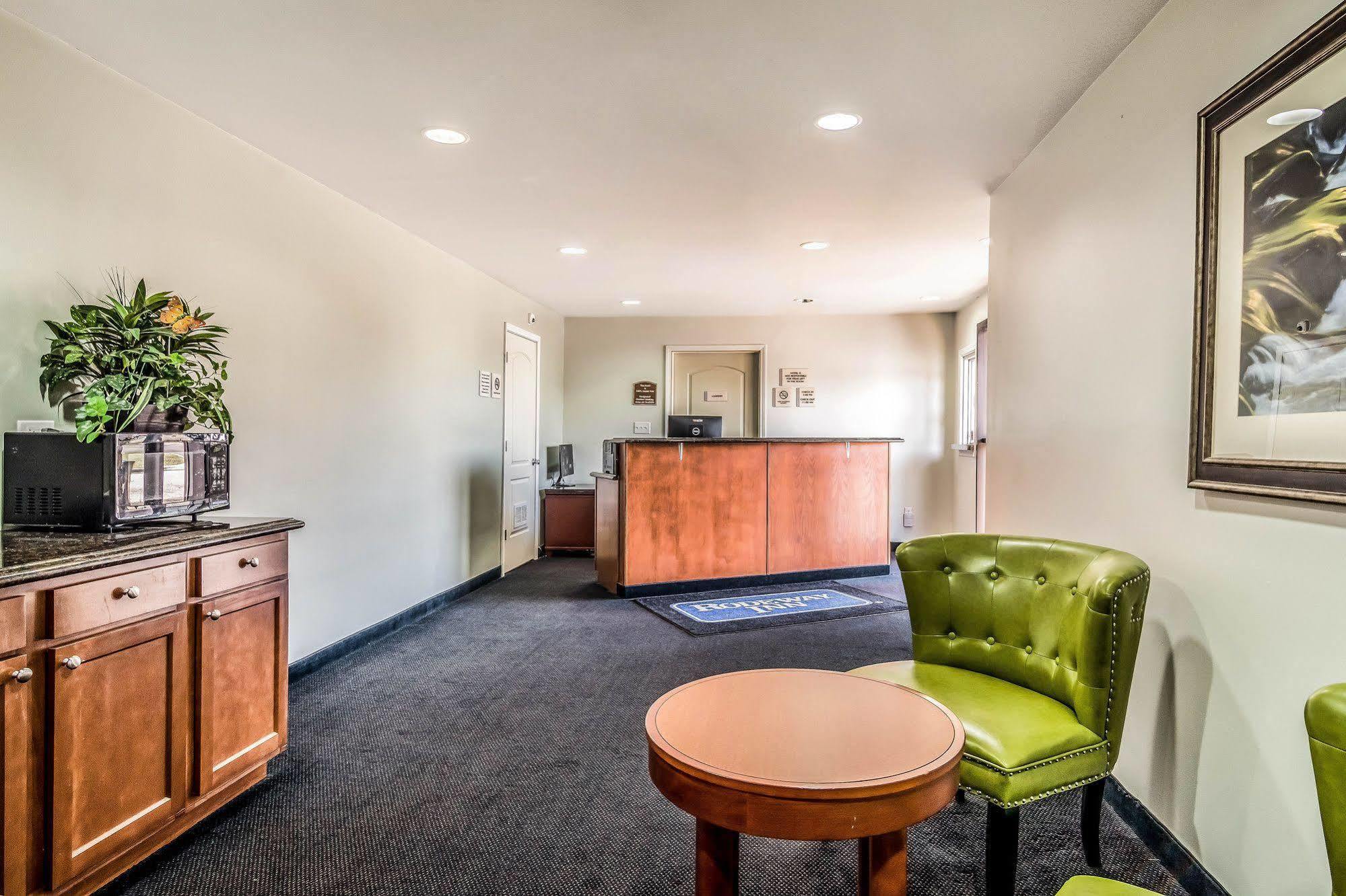 Rodeway Inn ポーテージ エクステリア 写真