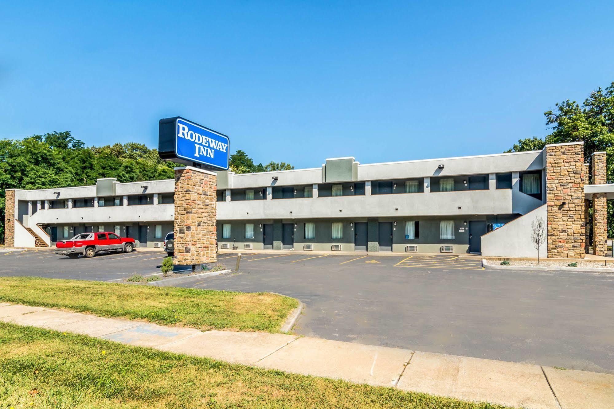 Rodeway Inn ポーテージ エクステリア 写真