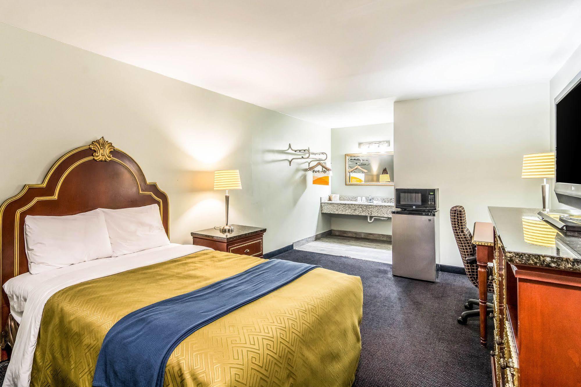 Rodeway Inn ポーテージ エクステリア 写真